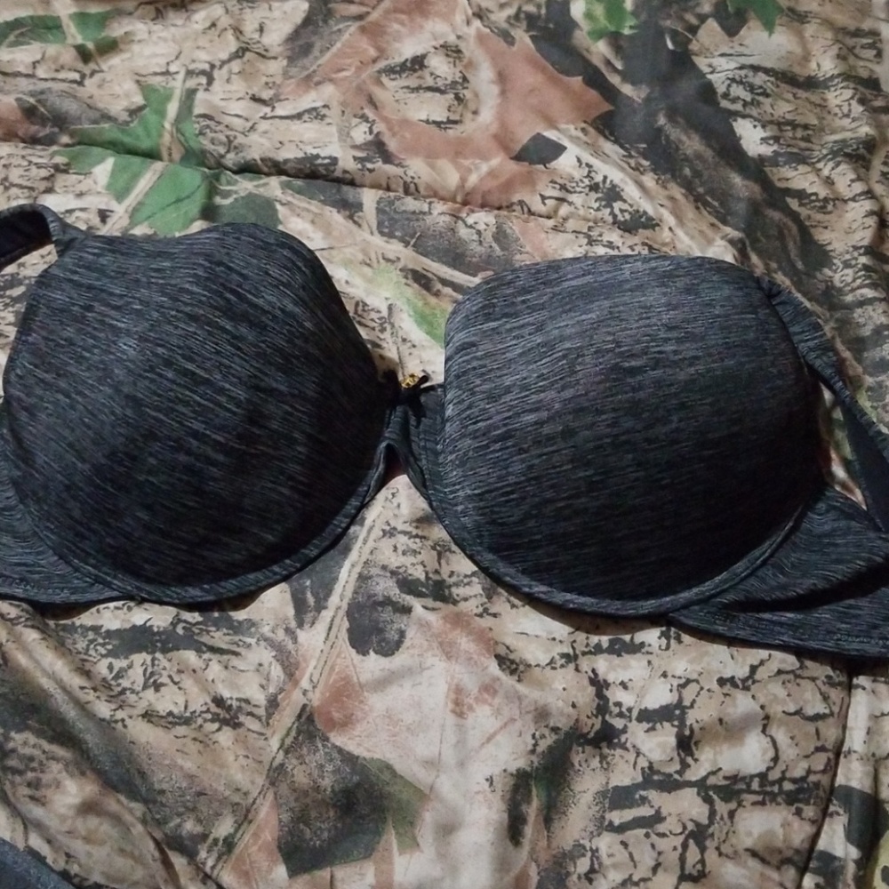 42D bra